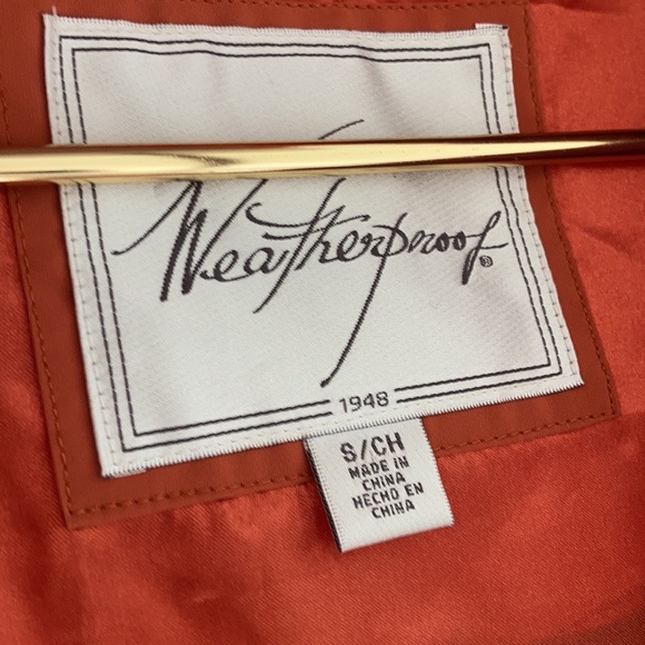 WeatherproofVintage.com Coral Trench Coat 🧡 - Picture 6 of 8